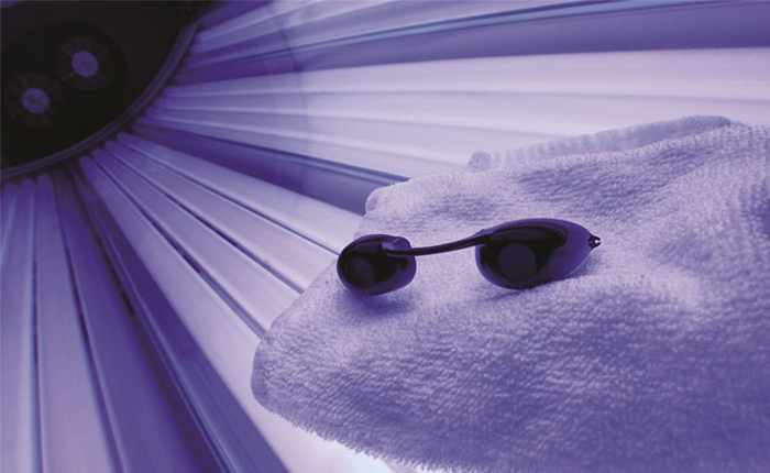 Lucite Acrylic Tanning Bed